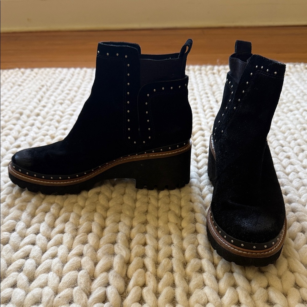 Dolce Vita Huey Studded Elastuc Pull-On Suede Platform Booties sz 8.5
